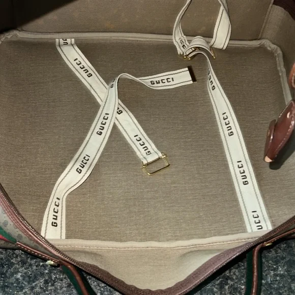 FLASH SALE🔥🔥🔥AUTHENTIC RARE💗 PRISTINE🔥🔥GUCCI CARRY ON/WEEKENDER💗W/COA💗💗💗 - Picture 8 of 17